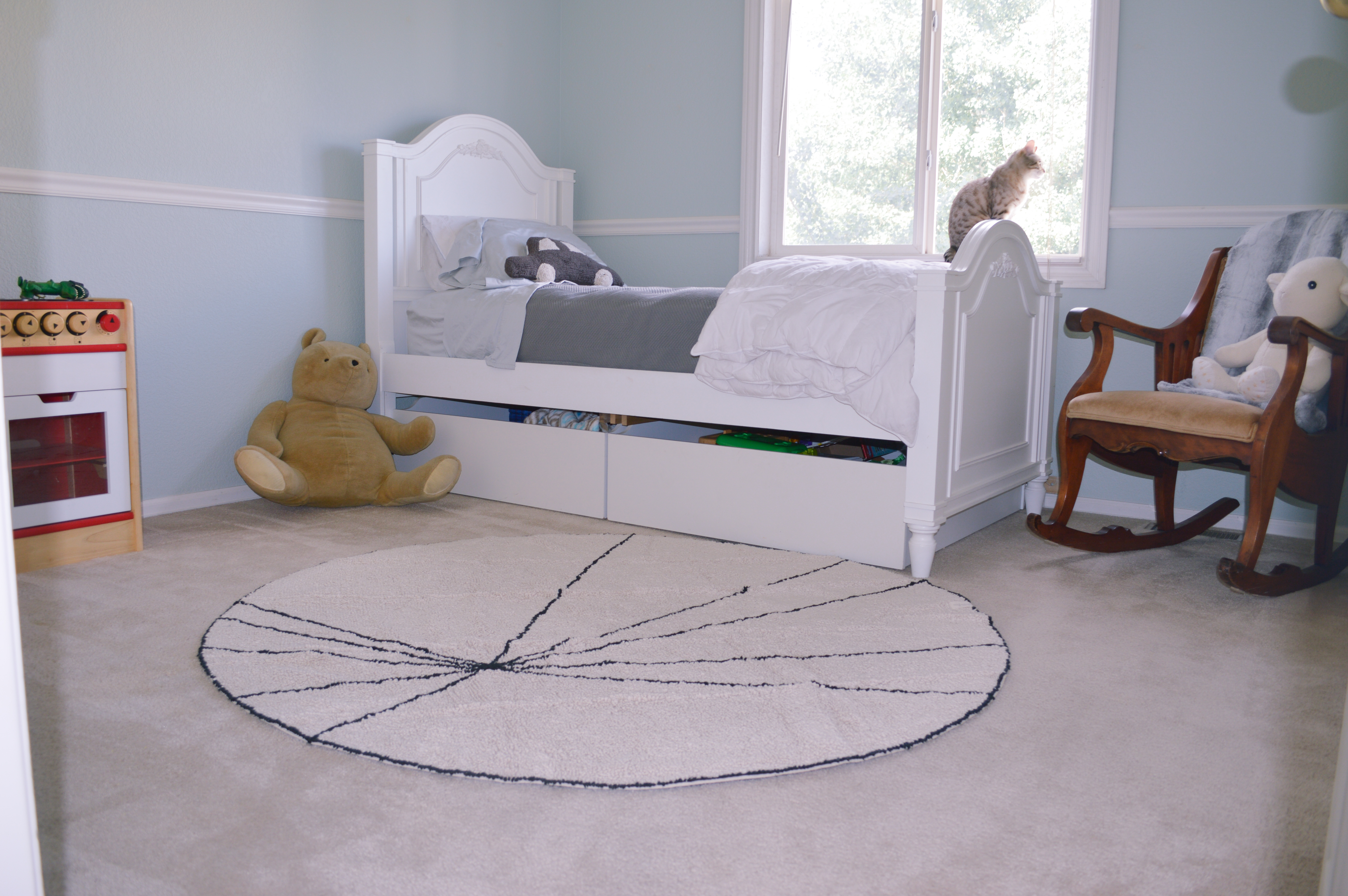 Kids Bedroom Decor Ideas with Lorena Canals Rugs featured by popular Denver lifestyle blogger, All Things Lovely