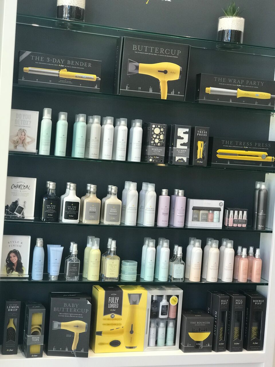 Drybar Park Meadows review featured by popular life and style Denver blogger, All Things Lovely